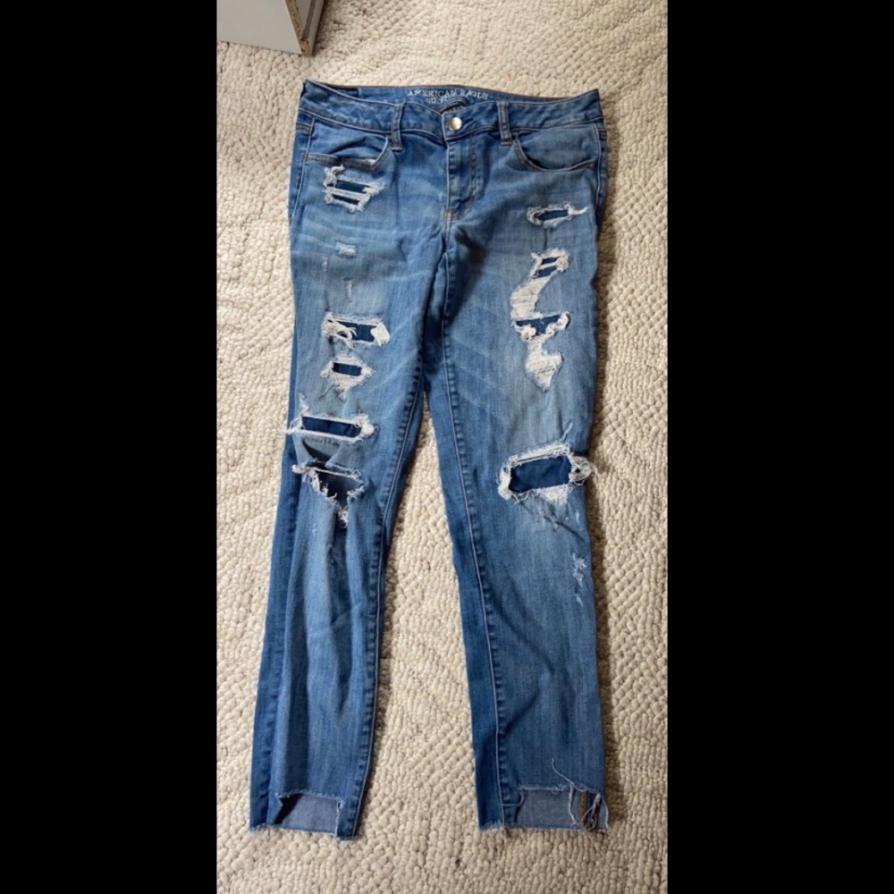 American Eagle distressed jeans
